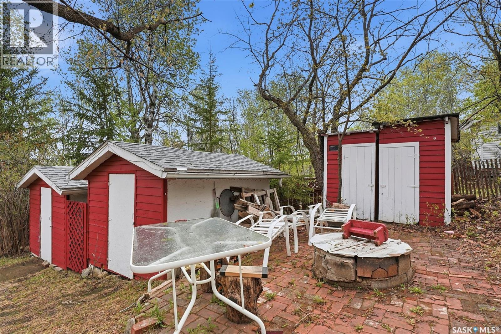 107-109 Shawondasse Drive, Manitou Beach, SK - Outdoor With Deck Patio Veranda