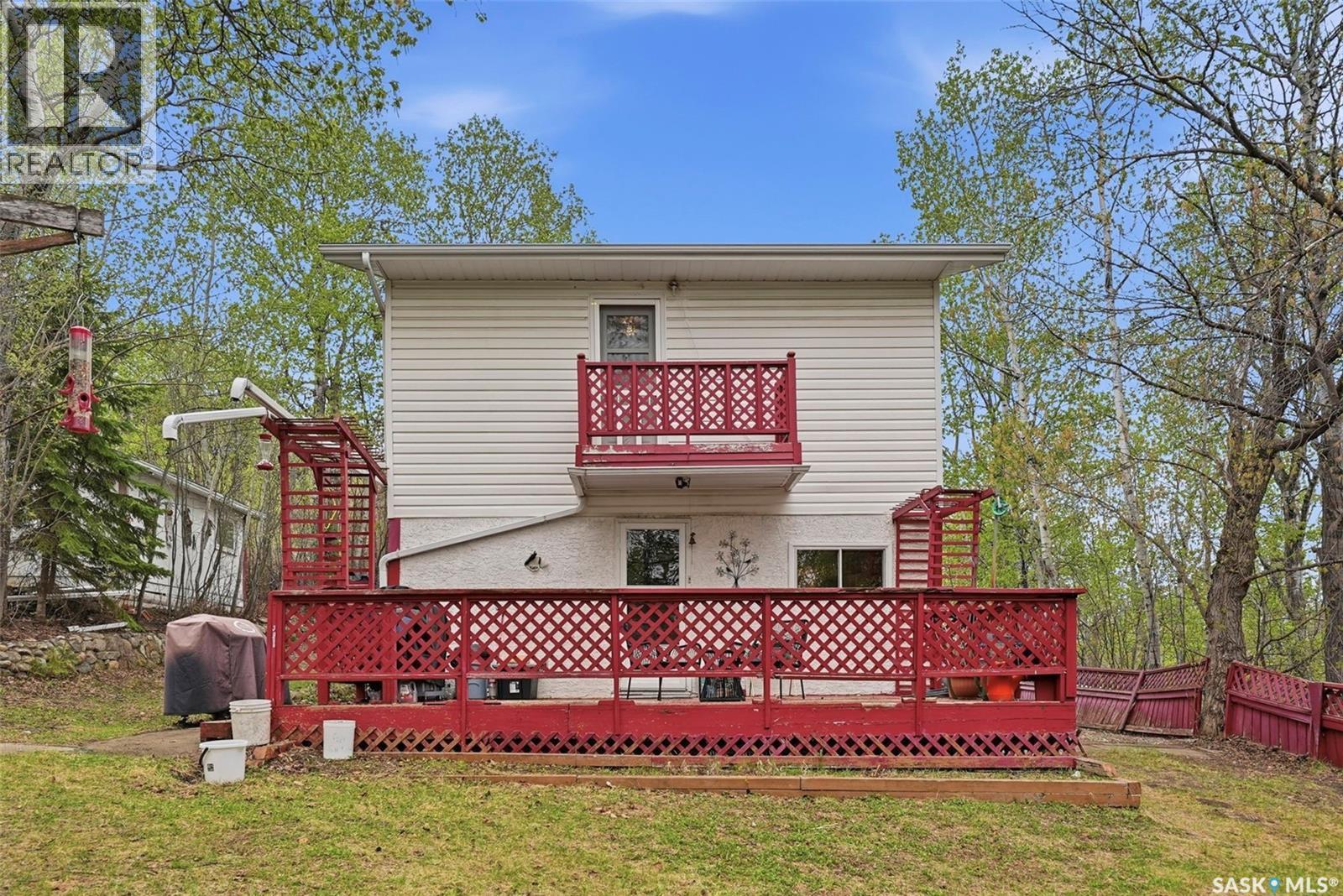 107-109 Shawondasse Drive, Manitou Beach, SK - Outdoor With Exterior