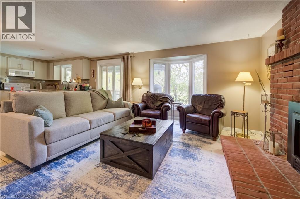 341 Cooper Street, Cambridge, ON - Indoor Photo Showing Living Room With Fireplace