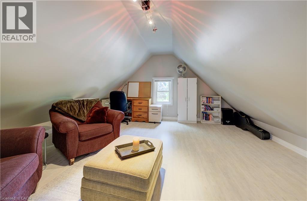 341 Cooper Street, Cambridge, ON - Indoor