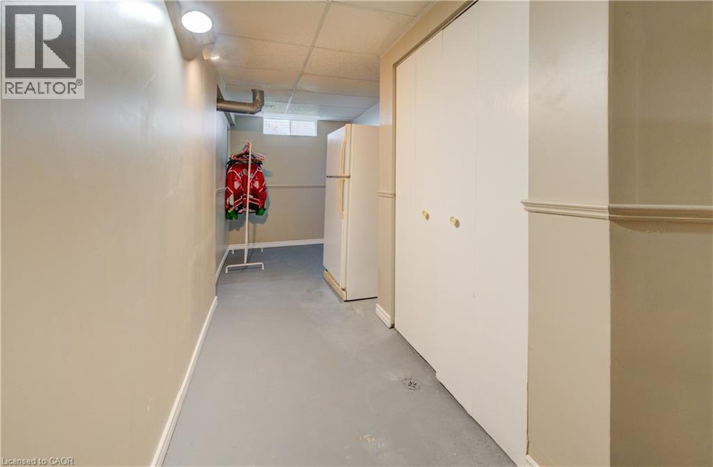 341 Cooper Street, Cambridge, ON - Indoor