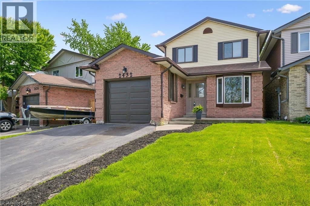 2432 Malcolm Crescent, Burlington, ON - Outdoor