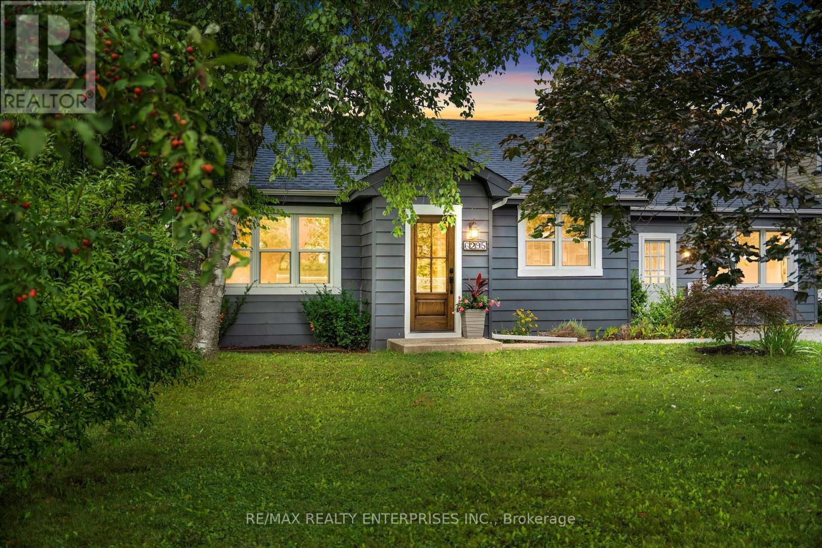 6295 Guelph Line, Burlington, ON - Outdoor With Facade