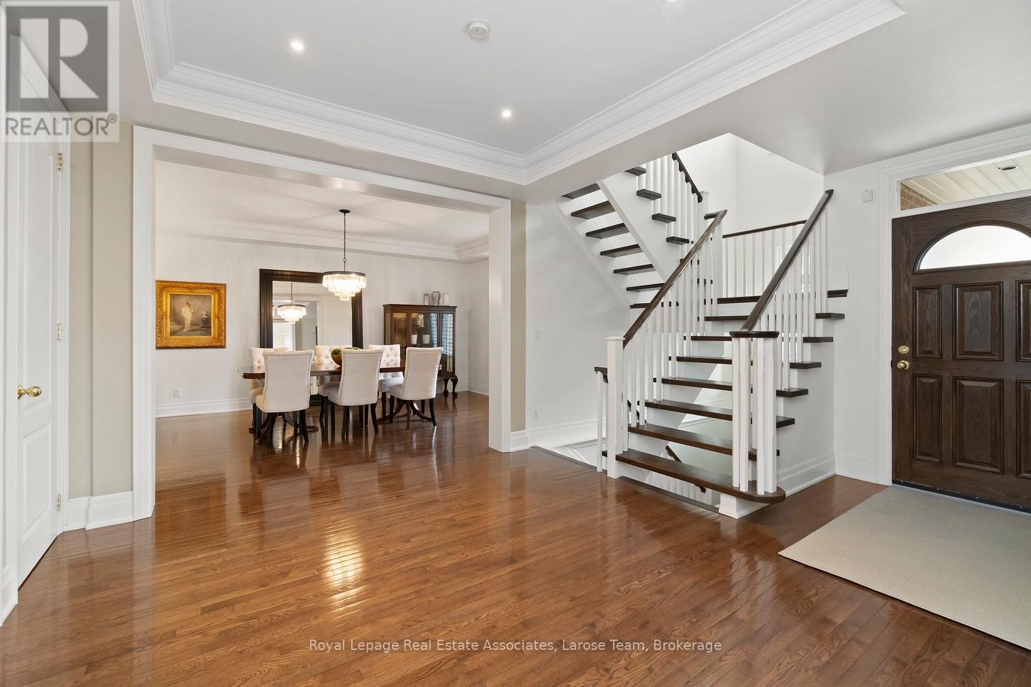 Many Architectural Upgrades to create an Open Feel - 562 Gladwyne Court, Mississauga, ON - Indoor Photo Showing Other Room