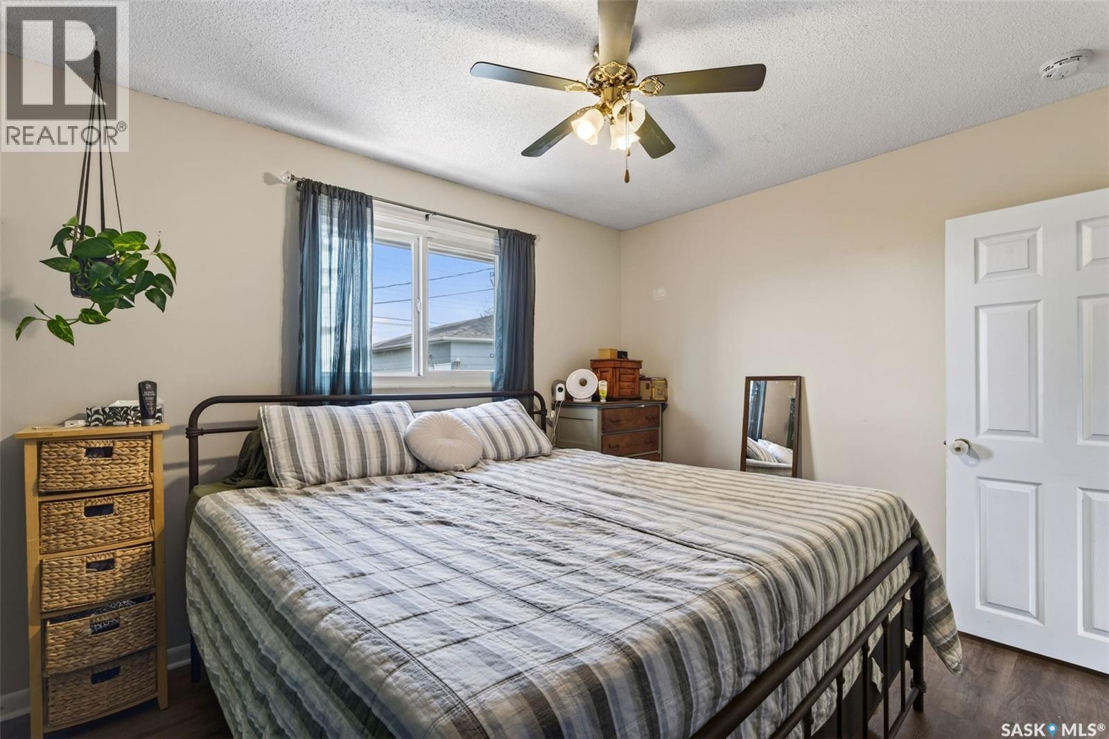 413 Vancouver Avenue N, Saskatoon, SK - Indoor Photo Showing Bedroom