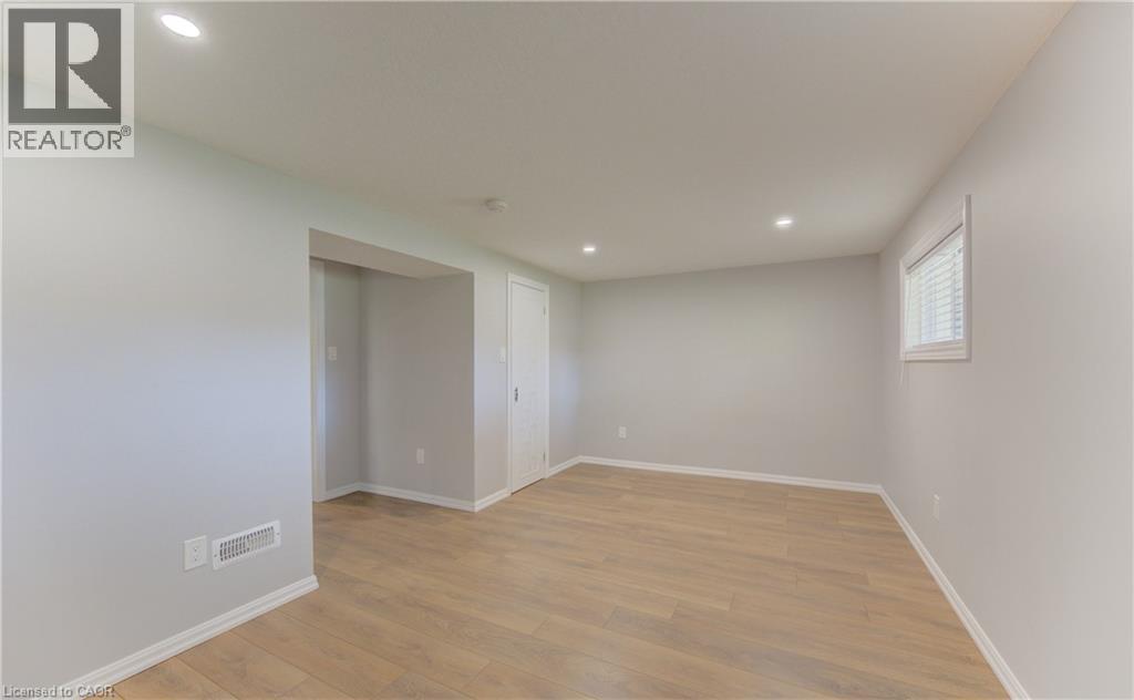 51 Coach Hill Drive, Kitchener, ON - Indoor Photo Showing Other Room