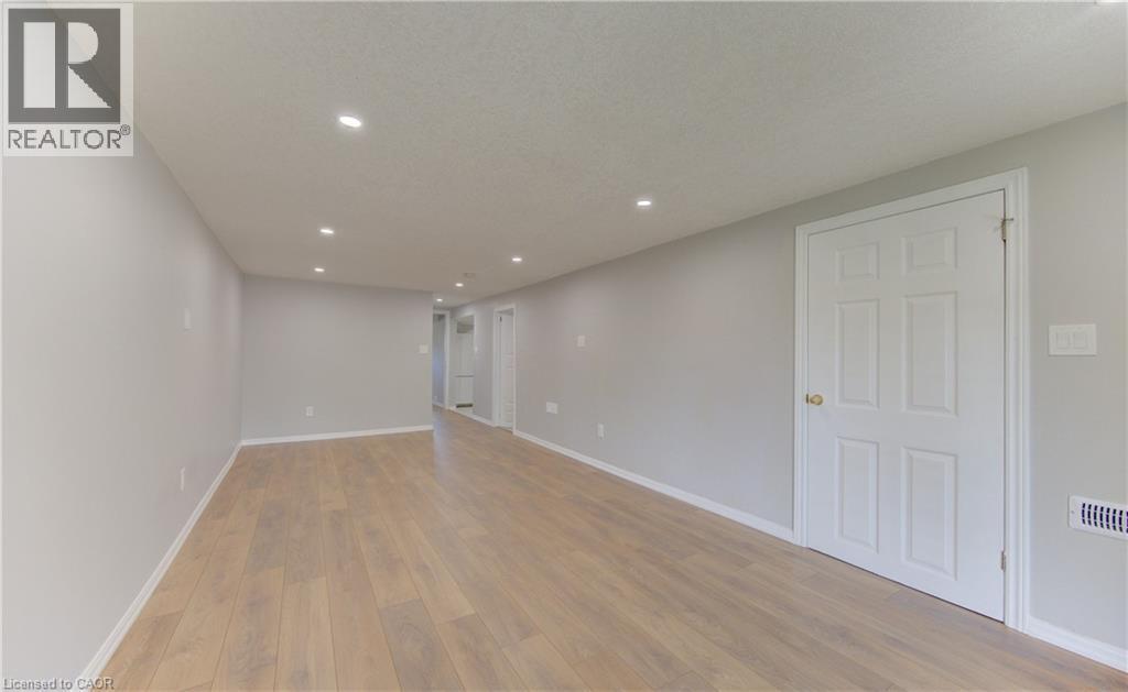 51 Coach Hill Drive, Kitchener, ON - Indoor Photo Showing Other Room