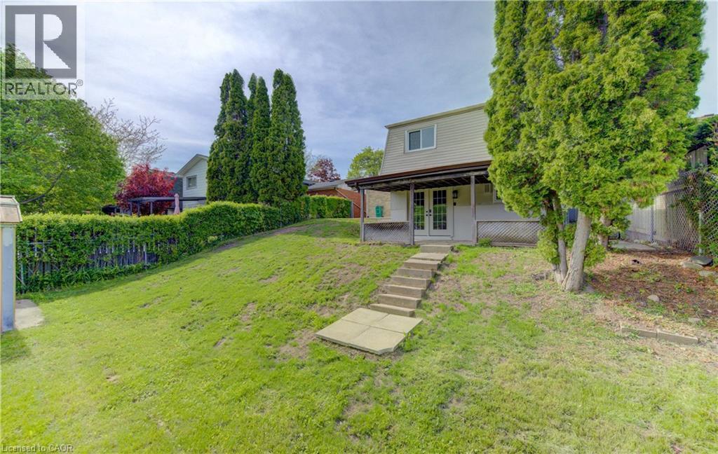 51 Coach Hill Drive, Kitchener, ON - Outdoor
