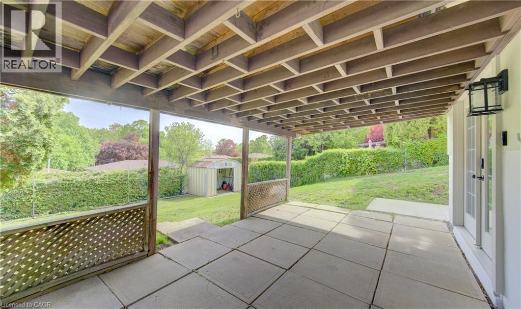 51 Coach Hill Drive, Kitchener, ON - Outdoor