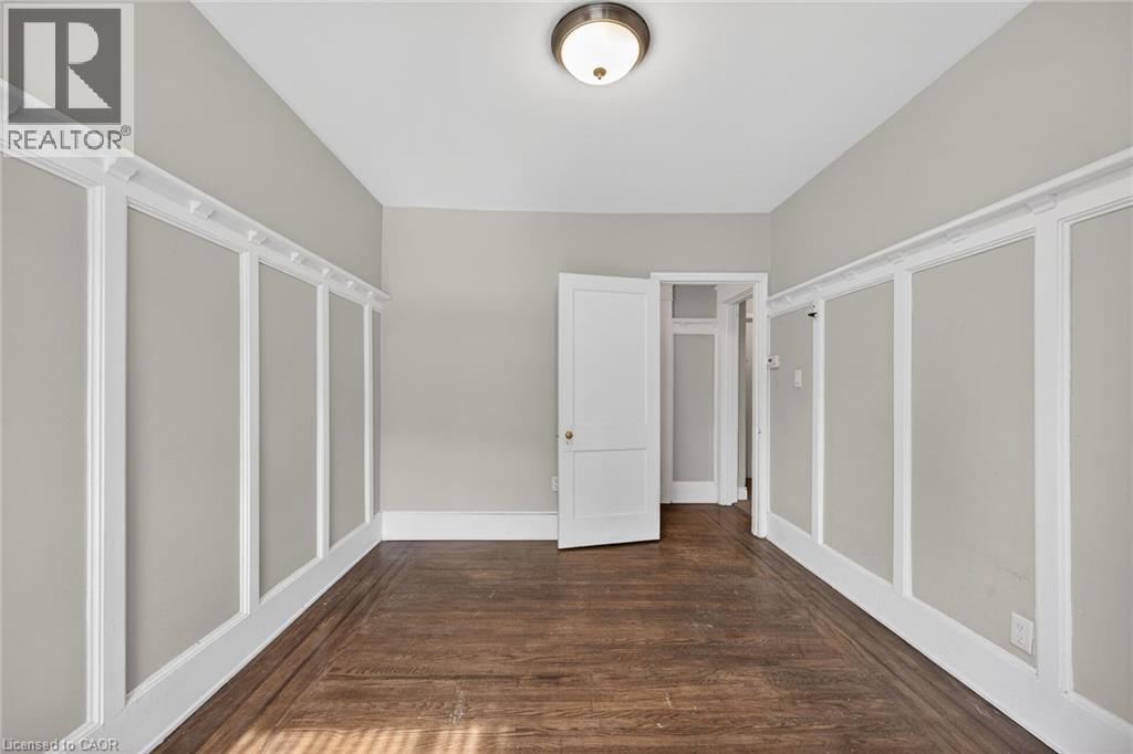 227 Sherman Avenue S, Hamilton, ON - Indoor Photo Showing Other Room