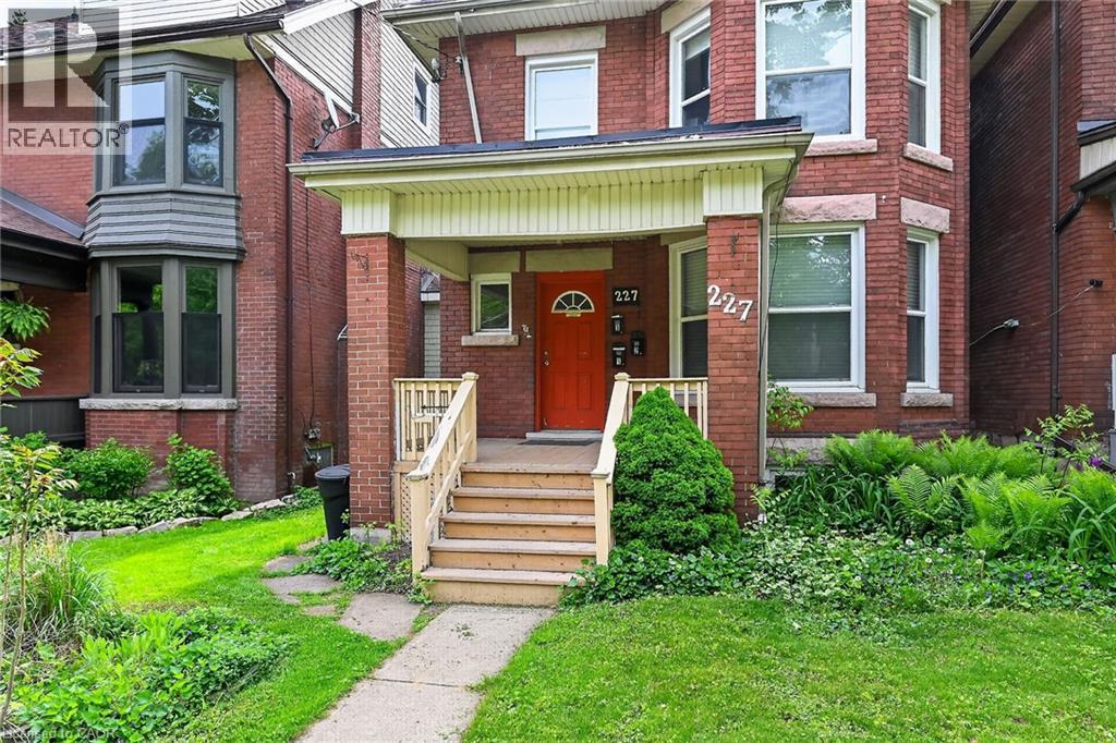 227 Sherman Avenue S, Hamilton, ON - Outdoor With Facade