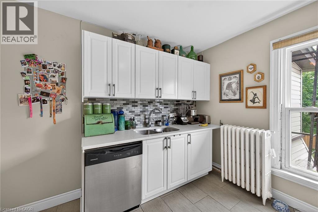 227 Sherman Avenue S, Hamilton, ON - Indoor Photo Showing Kitchen With Double Sink