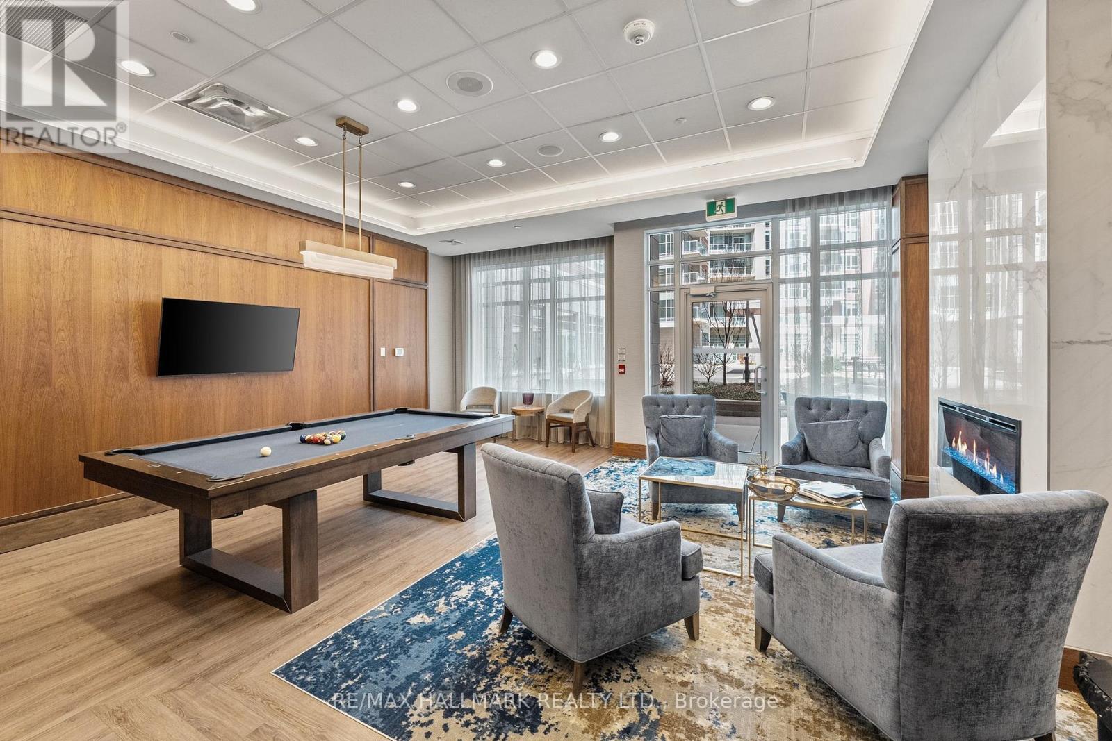 129 High Street W, Mississauga, ON - Indoor Photo Showing Other Room