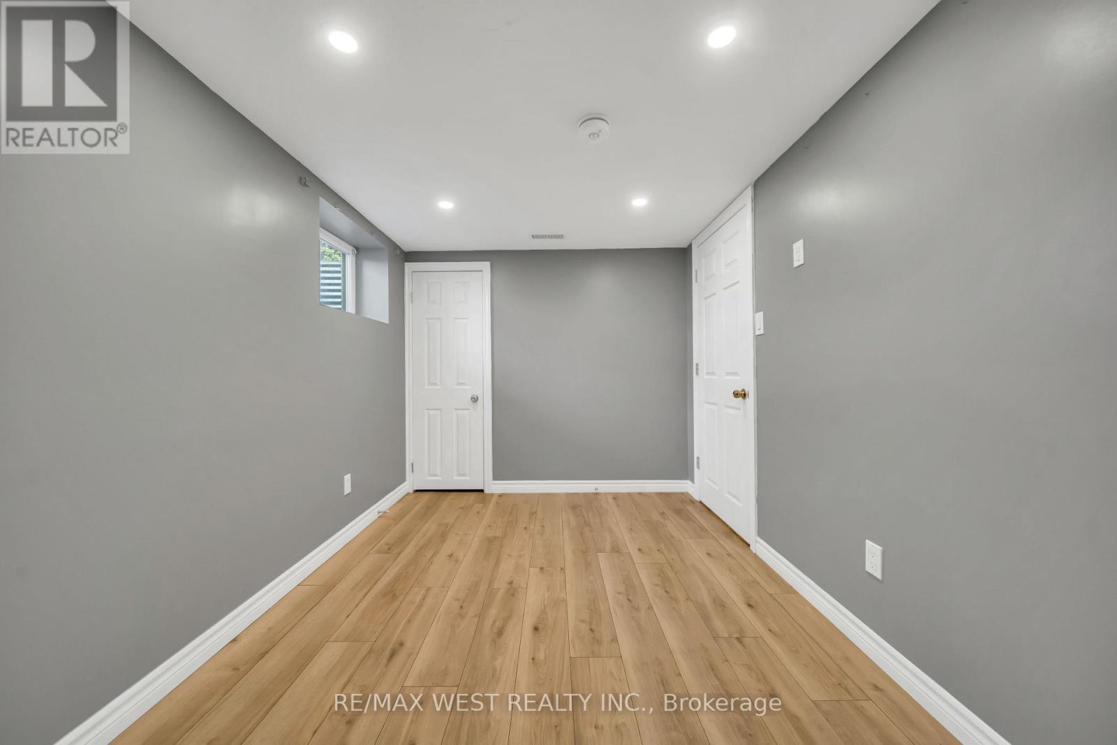 Lower - 62 Greendale Crescent, Kitchener, ON - Indoor Photo Showing Other Room
