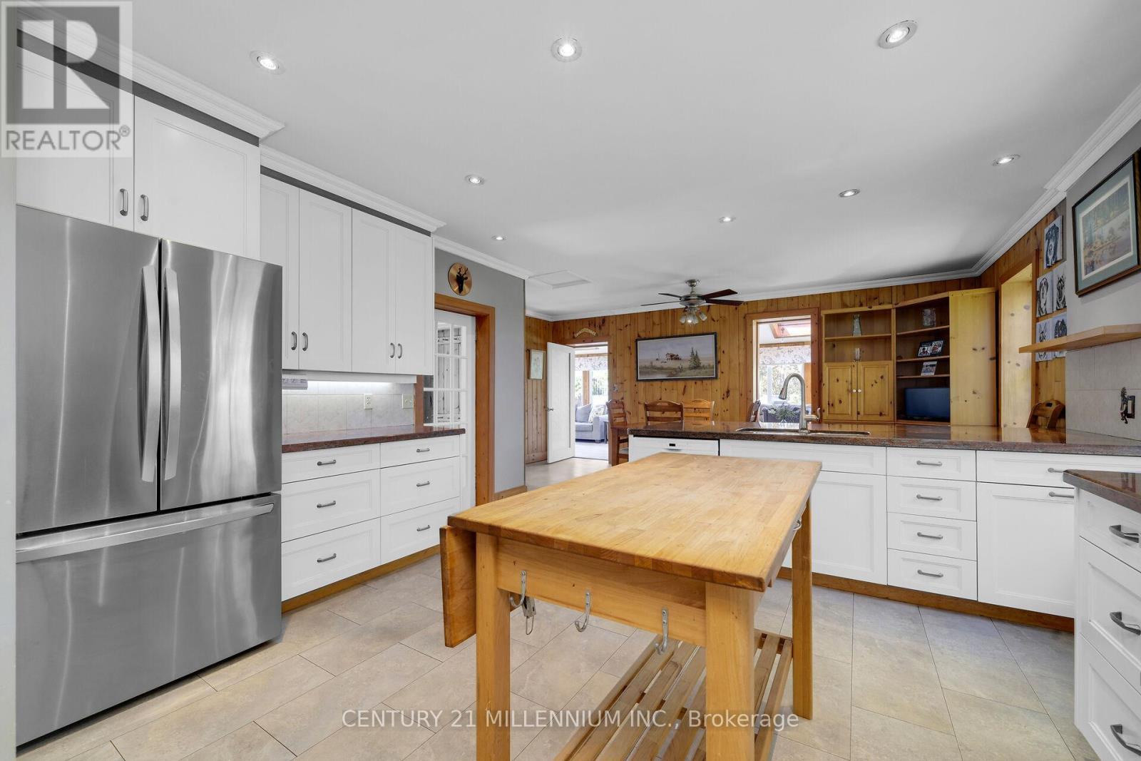 5868 First Line, Erin, ON - Indoor Photo Showing Kitchen