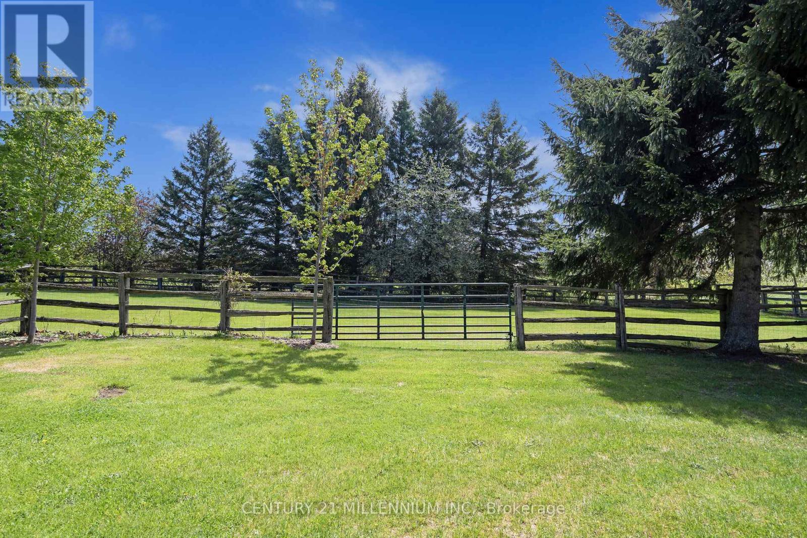 Fenced Paddocks - 5868 First Line, Erin, ON - Outdoor With View
