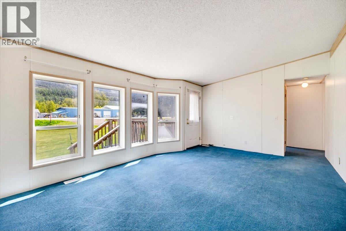 1989 3 Highway, Fernie, BC