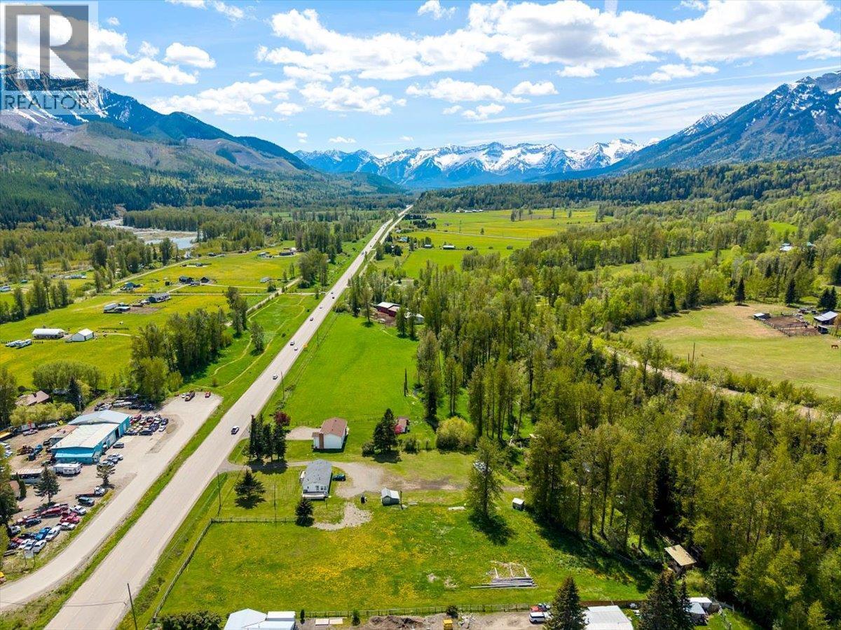 1989 3 Highway, Fernie, BC