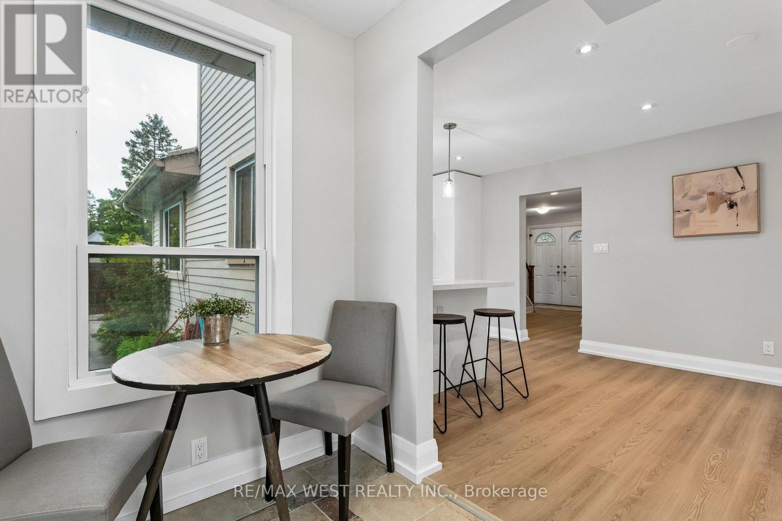 563 Joyce Boulevard, Milton, ON - Indoor Photo Showing Dining Room