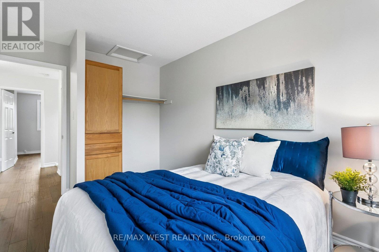 563 Joyce Boulevard, Milton, ON - Indoor Photo Showing Bedroom