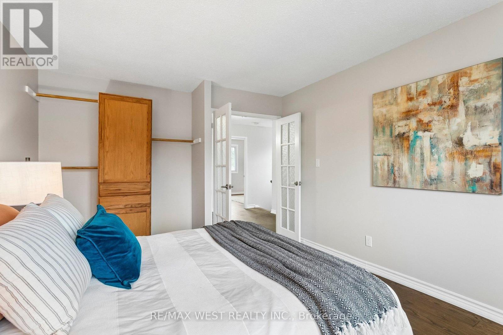 563 Joyce Boulevard, Milton, ON - Indoor Photo Showing Bedroom