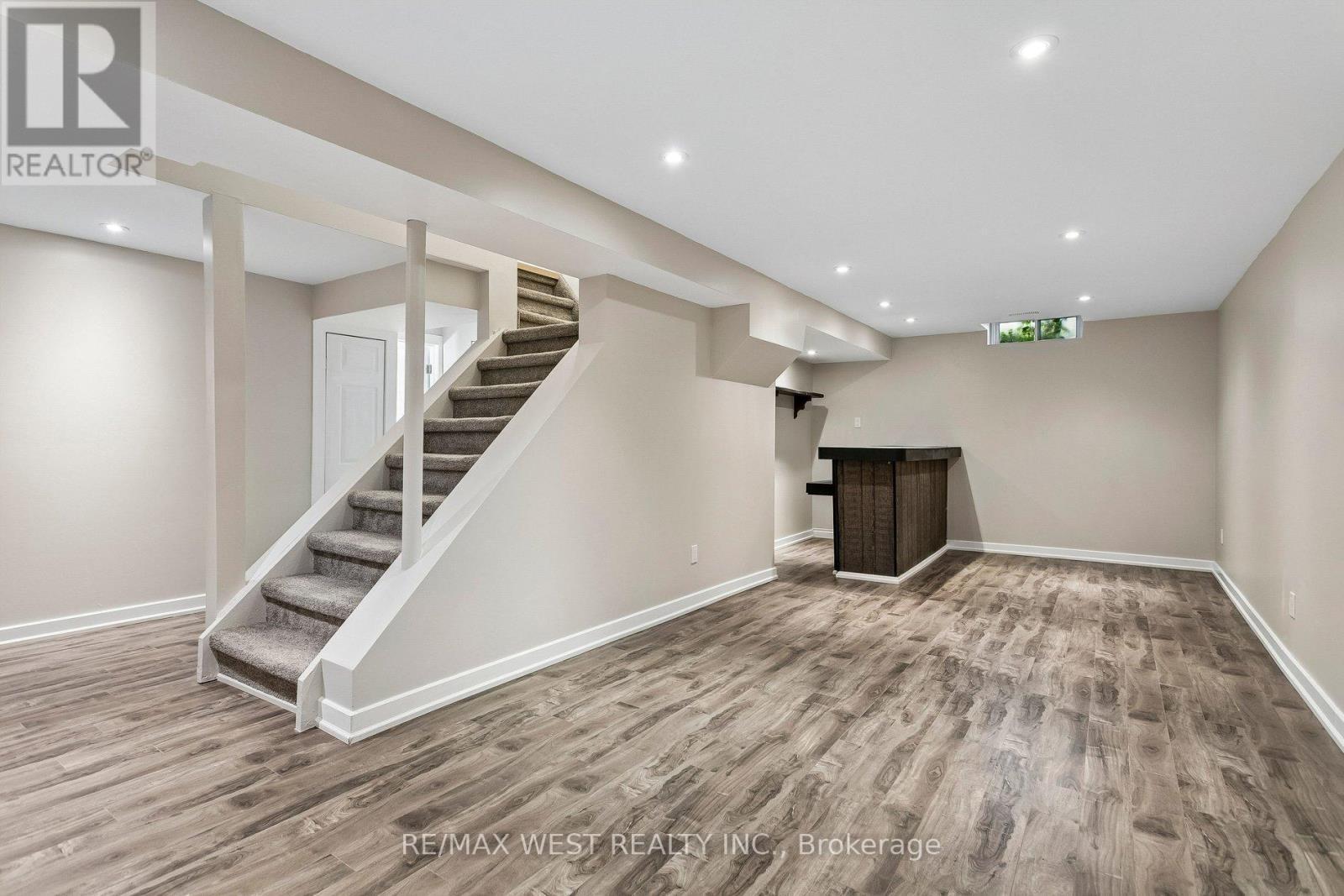 563 Joyce Boulevard, Milton, ON - Indoor Photo Showing Other Room