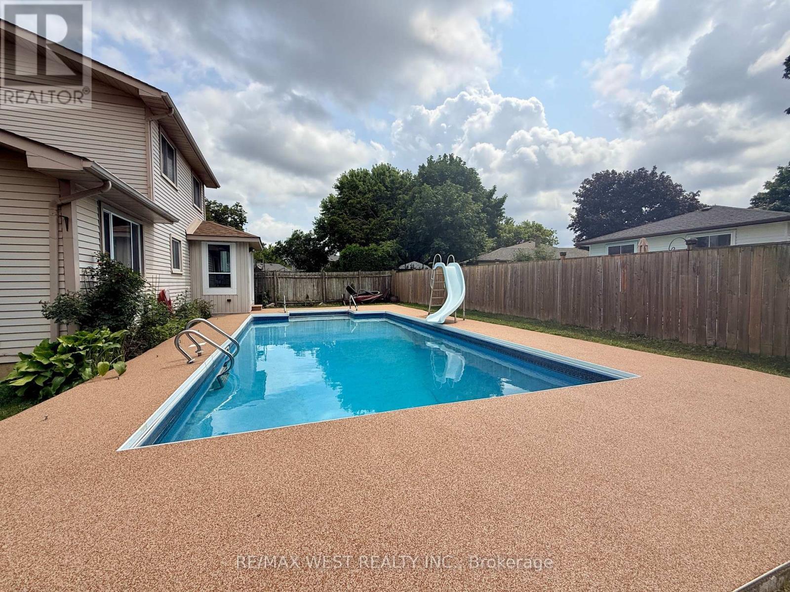 563 Joyce Boulevard, Milton, ON - Outdoor With In Ground Pool