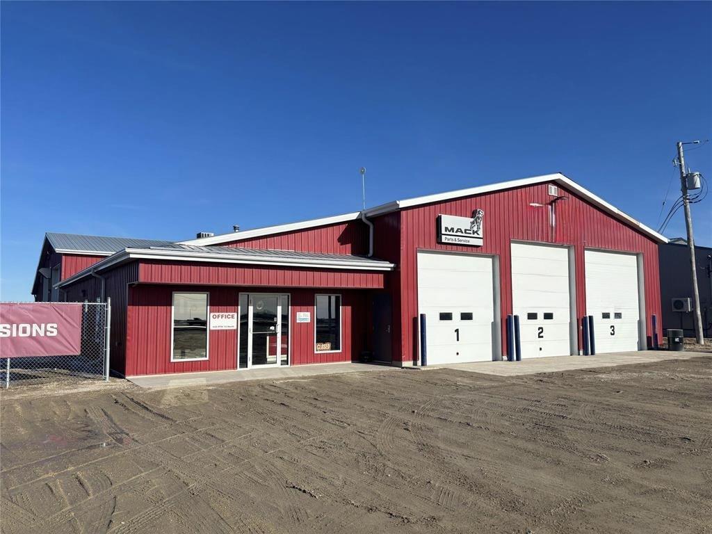 435 #12 Highway, Steinbach, MB