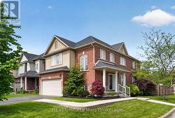 29 SPRINGBREEZE HEIGHTS Hamilton (Stoney Creek), ON L8E 0A4