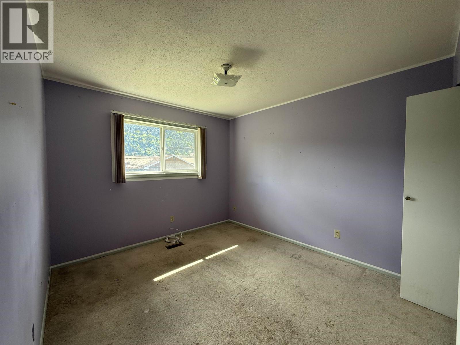 3677 First Avenue, Smithers, BC - Indoor Photo Showing Other Room