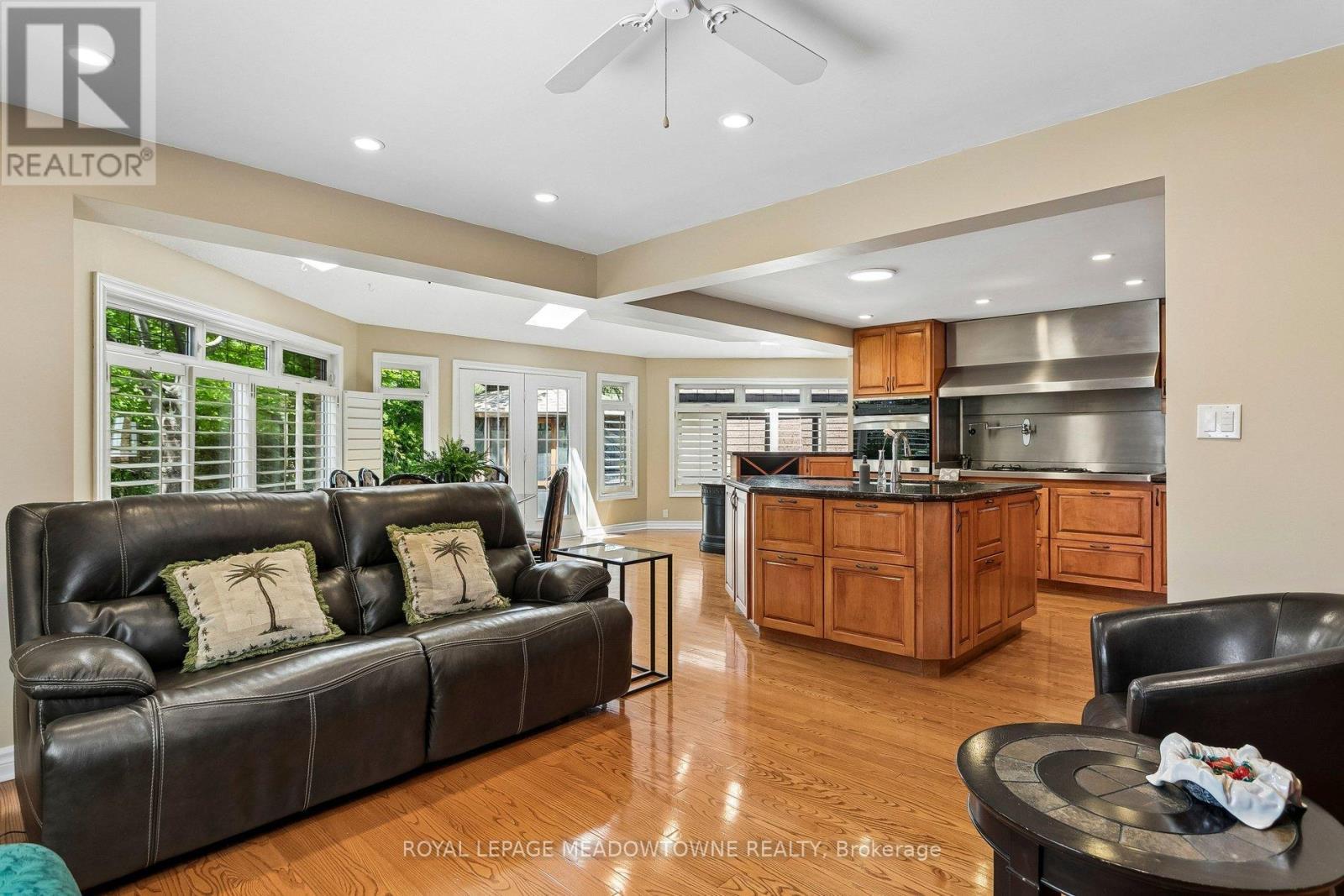 3170 Plum Tree Crescent, Mississauga, ON - Indoor Photo Showing Other Room