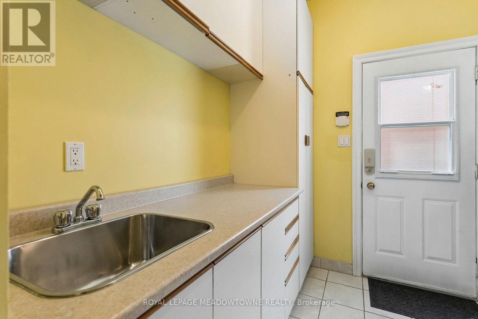 3170 Plum Tree Crescent, Mississauga, ON - Indoor