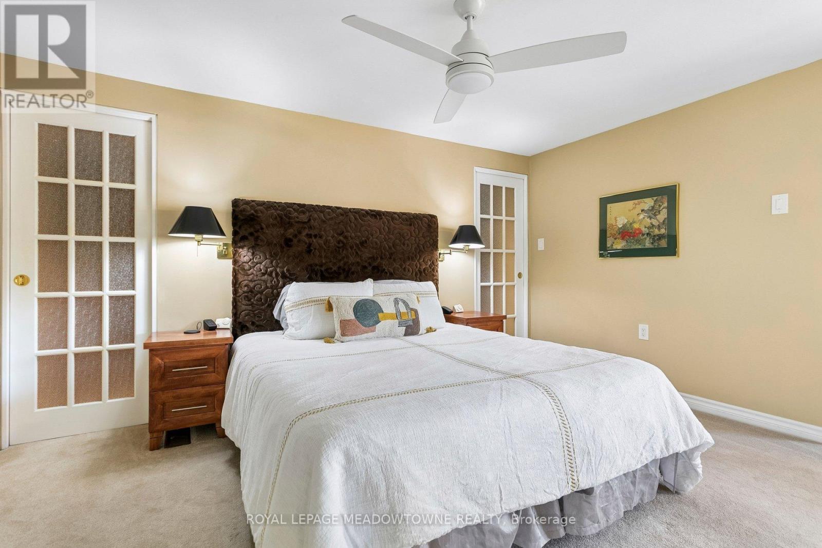 3170 Plum Tree Crescent, Mississauga, ON - Indoor Photo Showing Bedroom