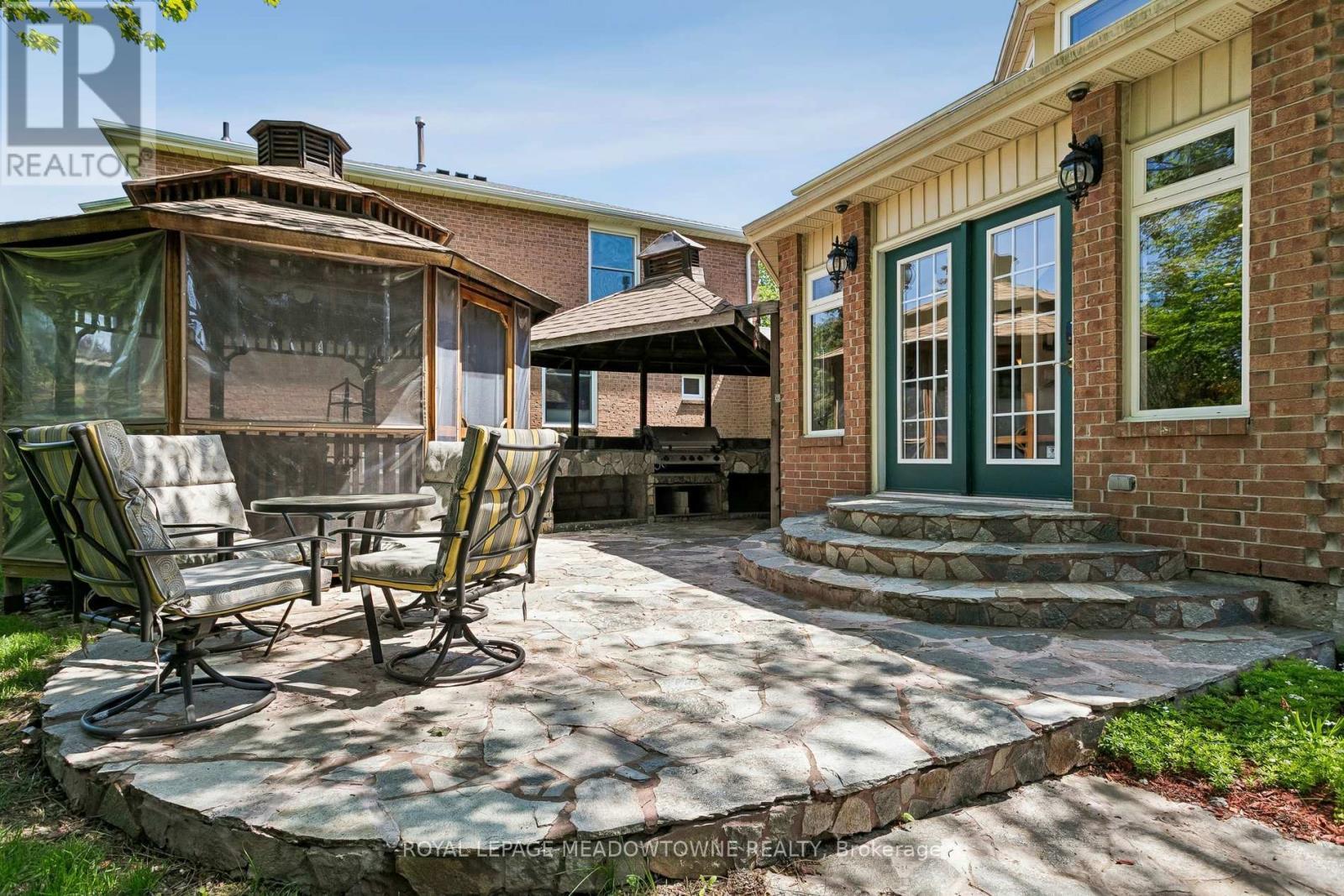 3170 Plum Tree Crescent, Mississauga, ON - Outdoor With Deck Patio Veranda