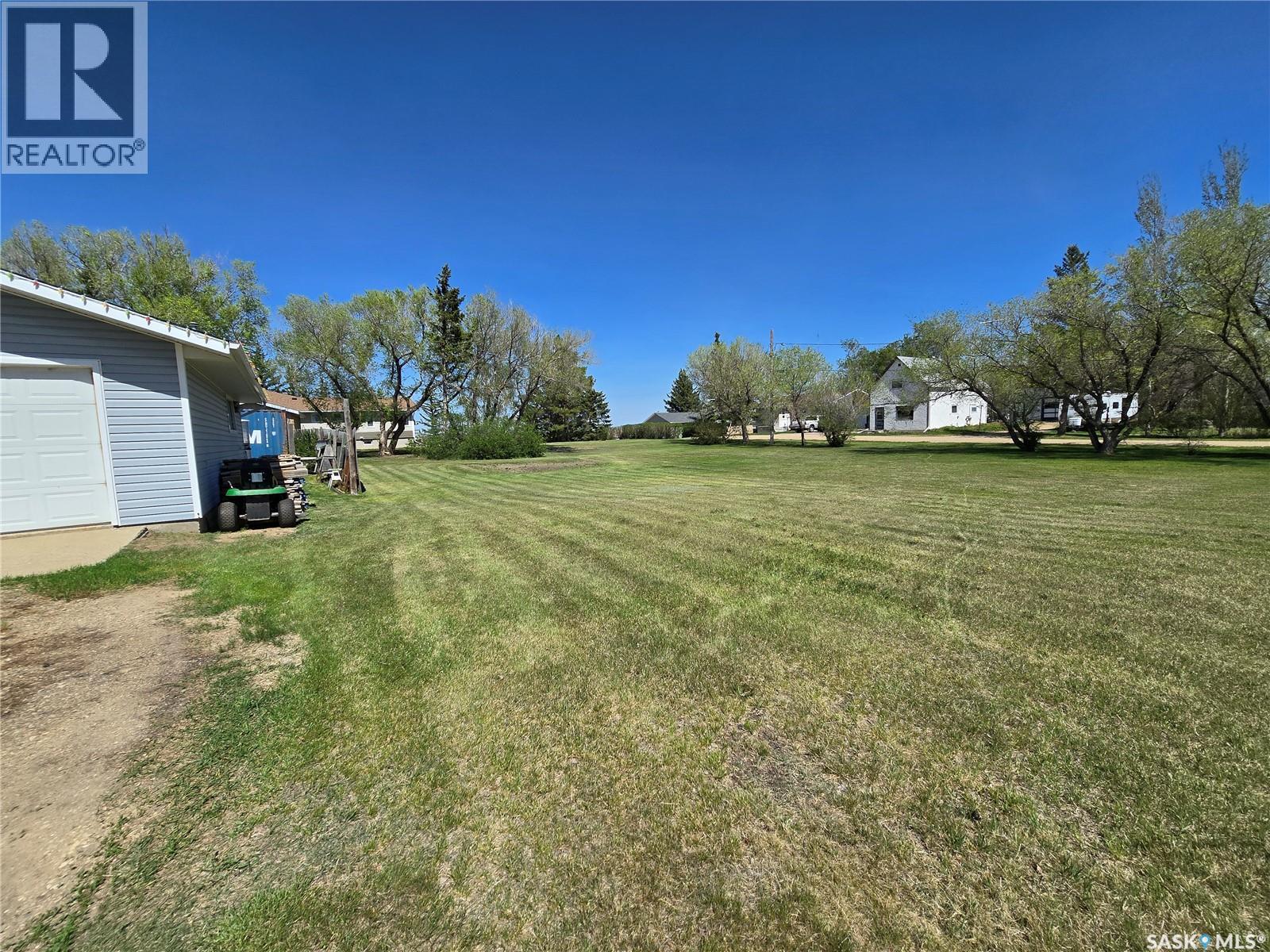 43 Assiniboia Avenue, Mctaggart, SK - Outdoor