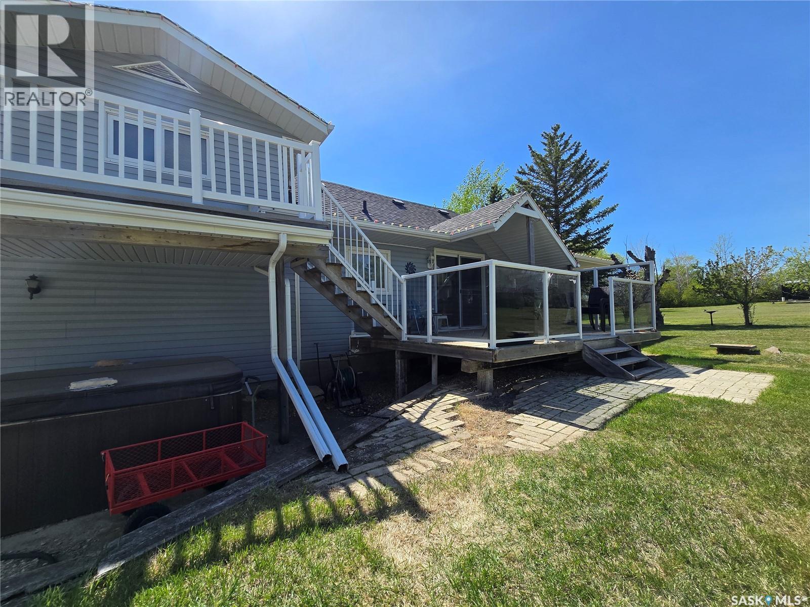 43 Assiniboia Avenue, Mctaggart, SK - Outdoor With Deck Patio Veranda