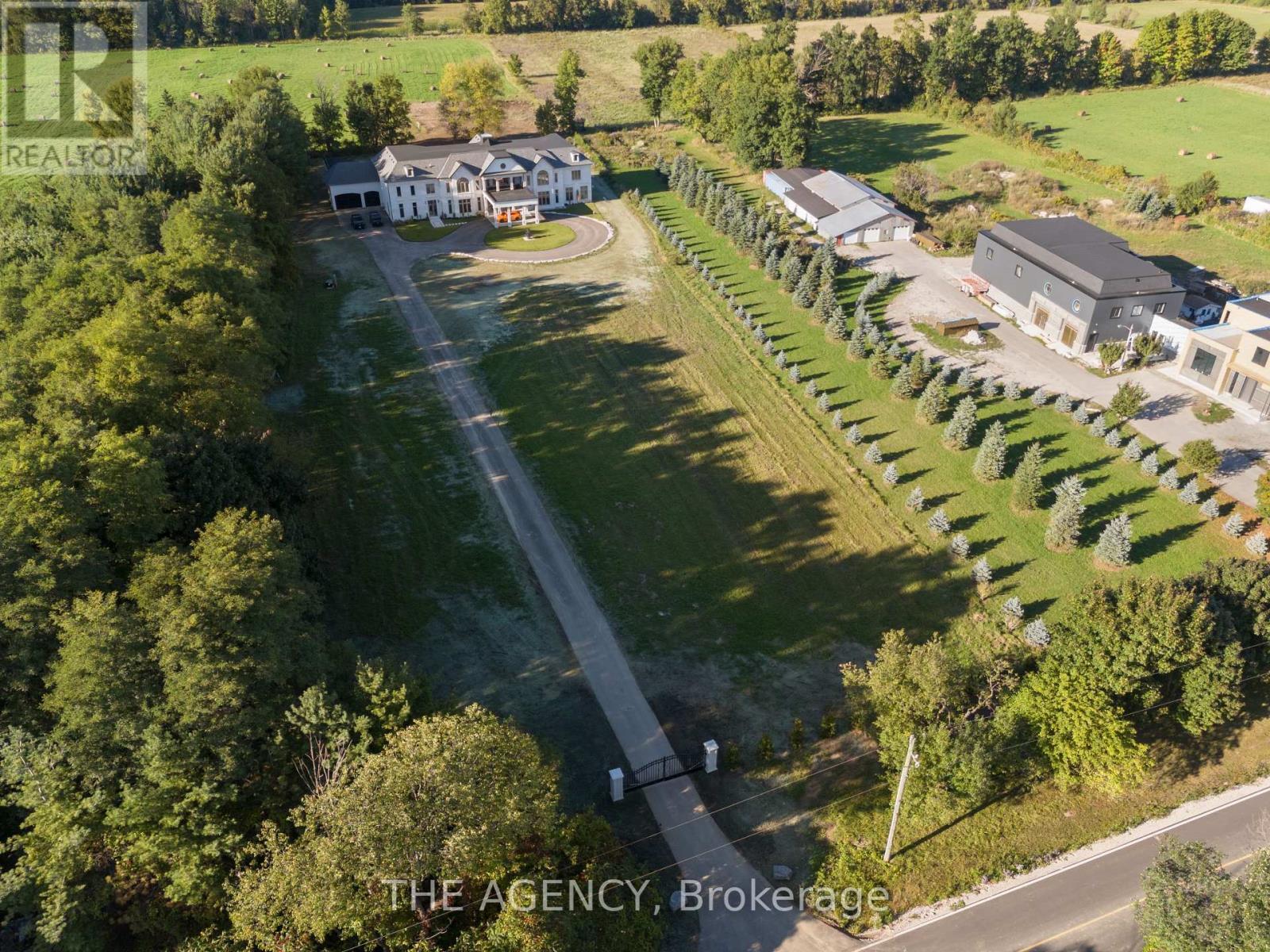 3310 18Th Side Rd, King, ON - Outdoor With View