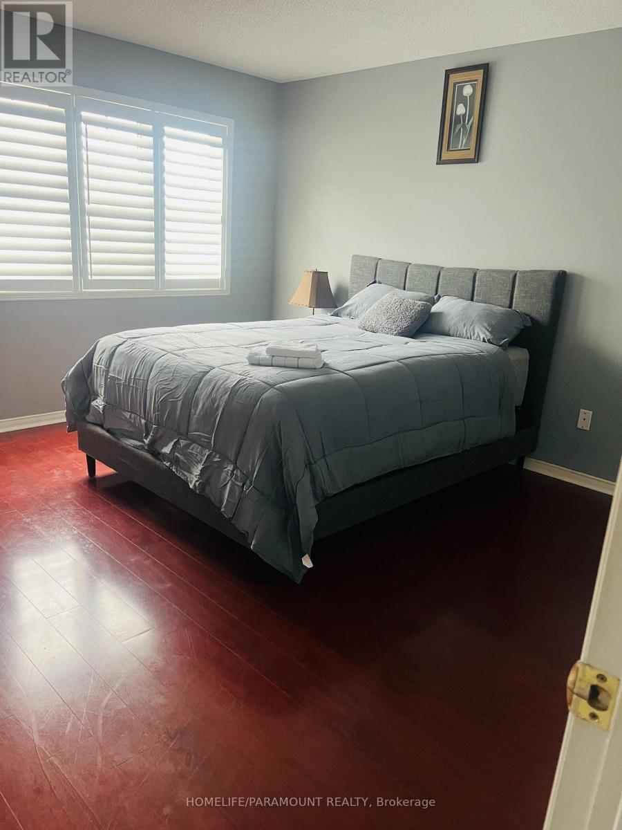 27 Lonestar Crescent, Brampton, ON - Indoor Photo Showing Bedroom