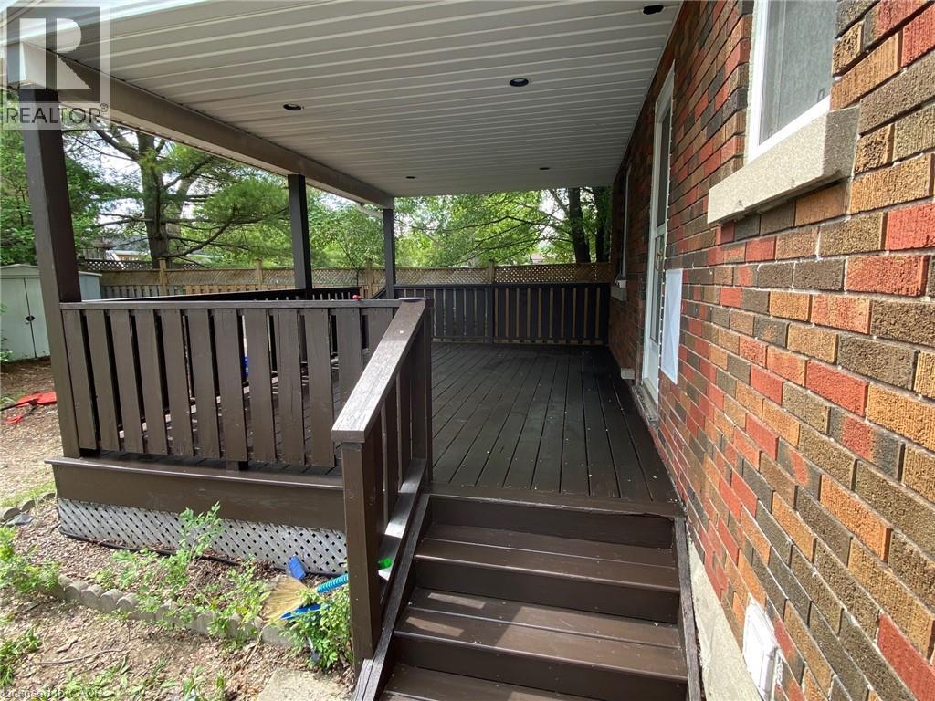 115 Highland Road W, Kitchener, ON - Outdoor With Deck Patio Veranda With Exterior