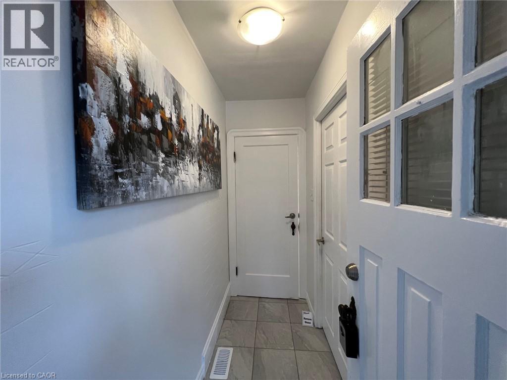 115 Highland Road W, Kitchener, ON - Indoor Photo Showing Other Room