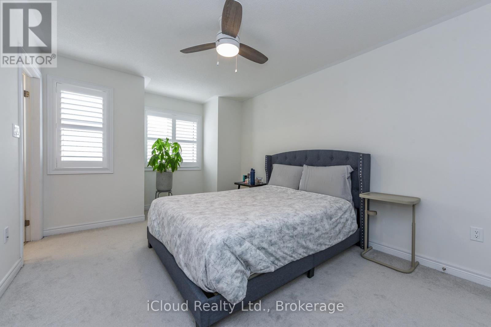 3958 Leonardo Street, Burlington, ON - Indoor Photo Showing Bedroom
