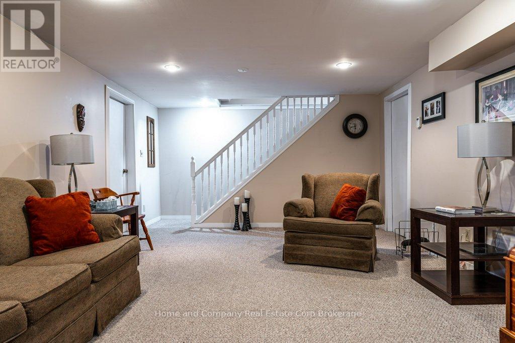 Rec Room - 271 Devon Street, Stratford, ON - Indoor