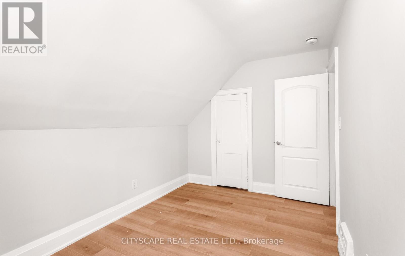 446 Argyle Street, Cambridge, ON - Indoor Photo Showing Other Room