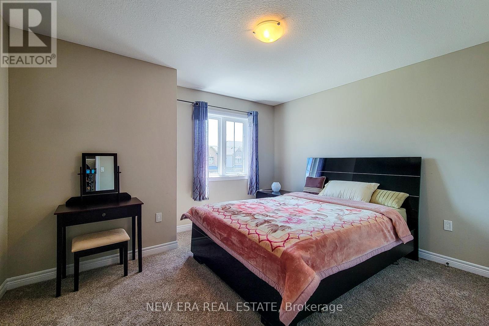 40 Fairgrounds Drive, Hamilton, ON - Indoor Photo Showing Bedroom