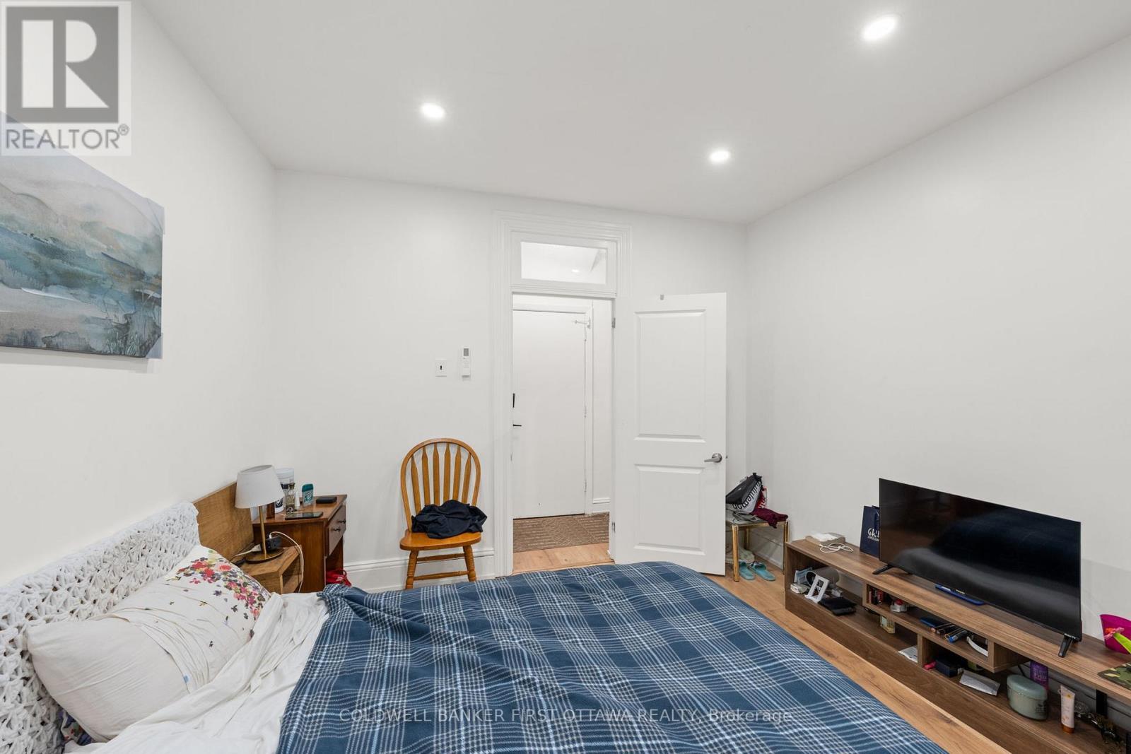 Currently used as 2nd bedroom- could be lvng room! - 277 Arlington Avenue, Ottawa, ON - Indoor