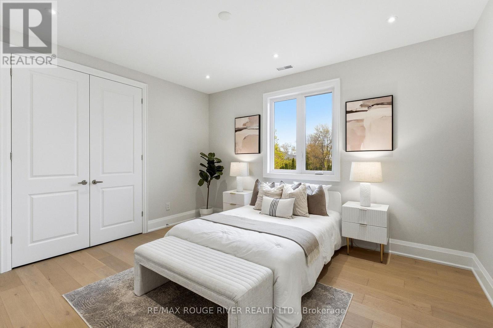 1411 Old Forest Road, Pickering, ON - Indoor Photo Showing Bedroom