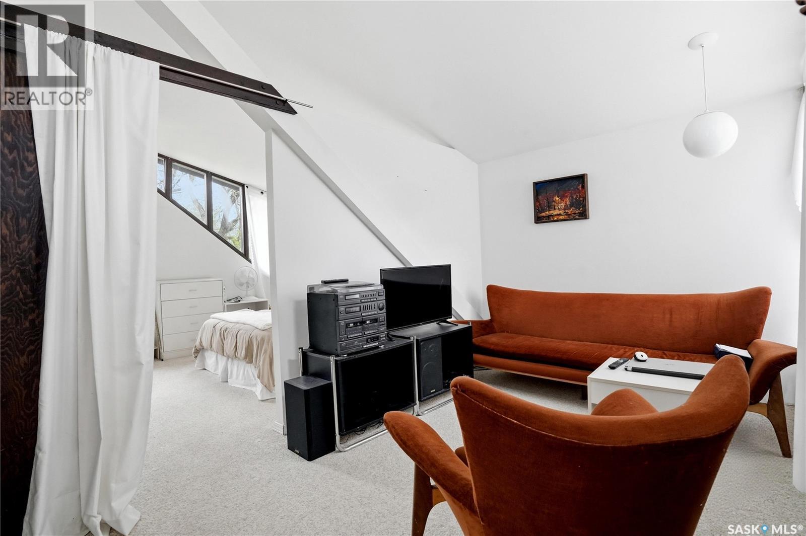 160 Leopold Crescent, Regina, SK - Indoor Photo Showing Other Room