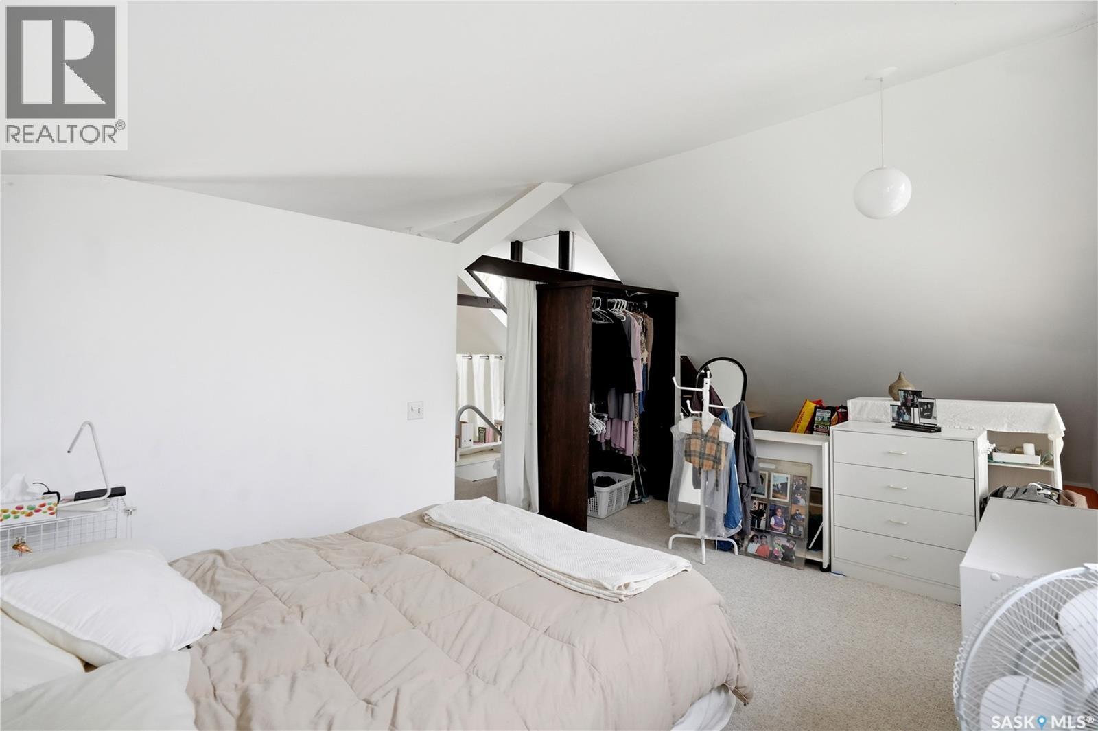 160 Leopold Crescent, Regina, SK - Indoor Photo Showing Bedroom