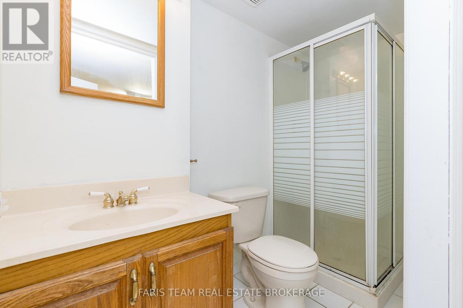6 Pheasant Trail, Barrie, ON - Indoor Photo Showing Bathroom