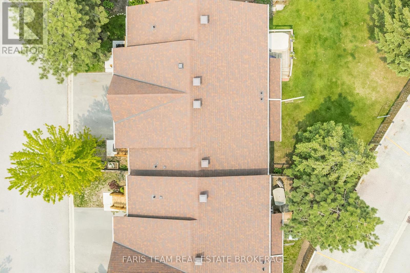 6 Pheasant Trail, Barrie, ON - Outdoor